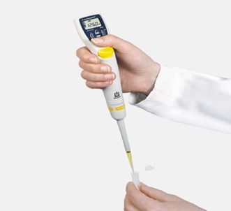 Micropipettes: (Manual & Electronic):